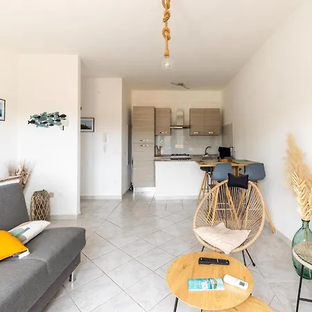 With Air Conditioning And Terrazzo