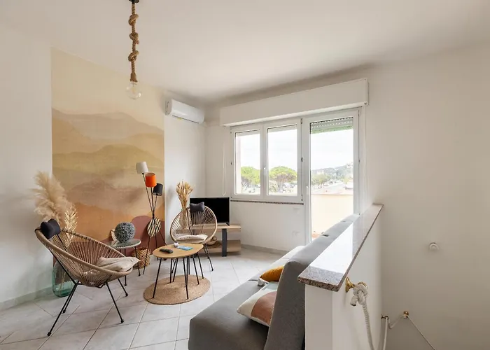 Lägenhet With Air Conditioning And Terrazzo *