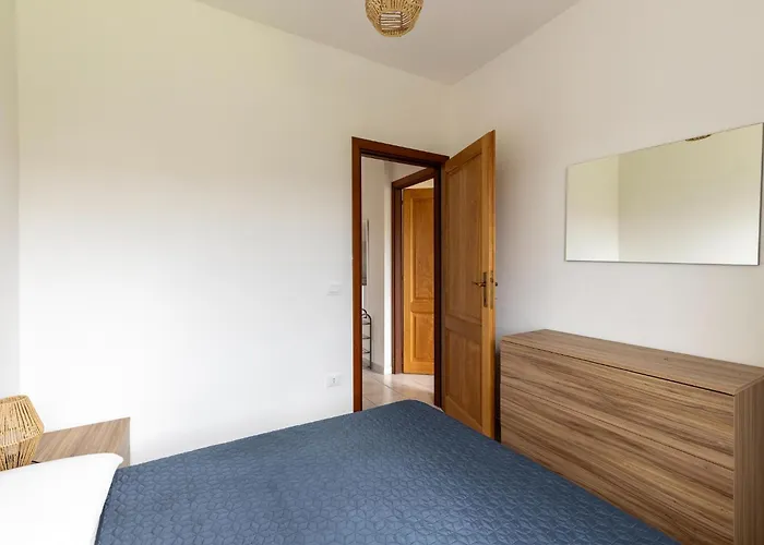 With Air Conditioning And Terrazzo *